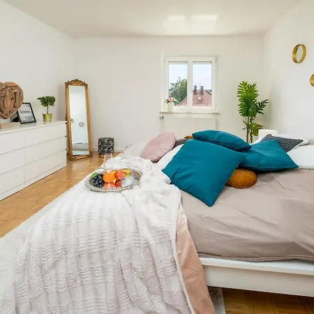 Og1 L 70m2 Grosse 2-zimmer Naehe Salzburg Appartamento
