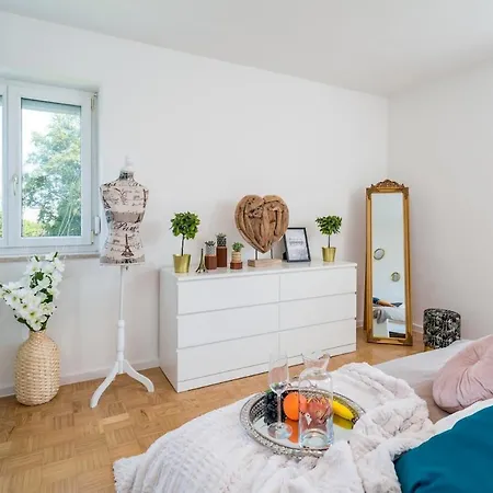 Og1 L 70m2 Grosse 2-zimmer Naehe Salzburg Freilassing